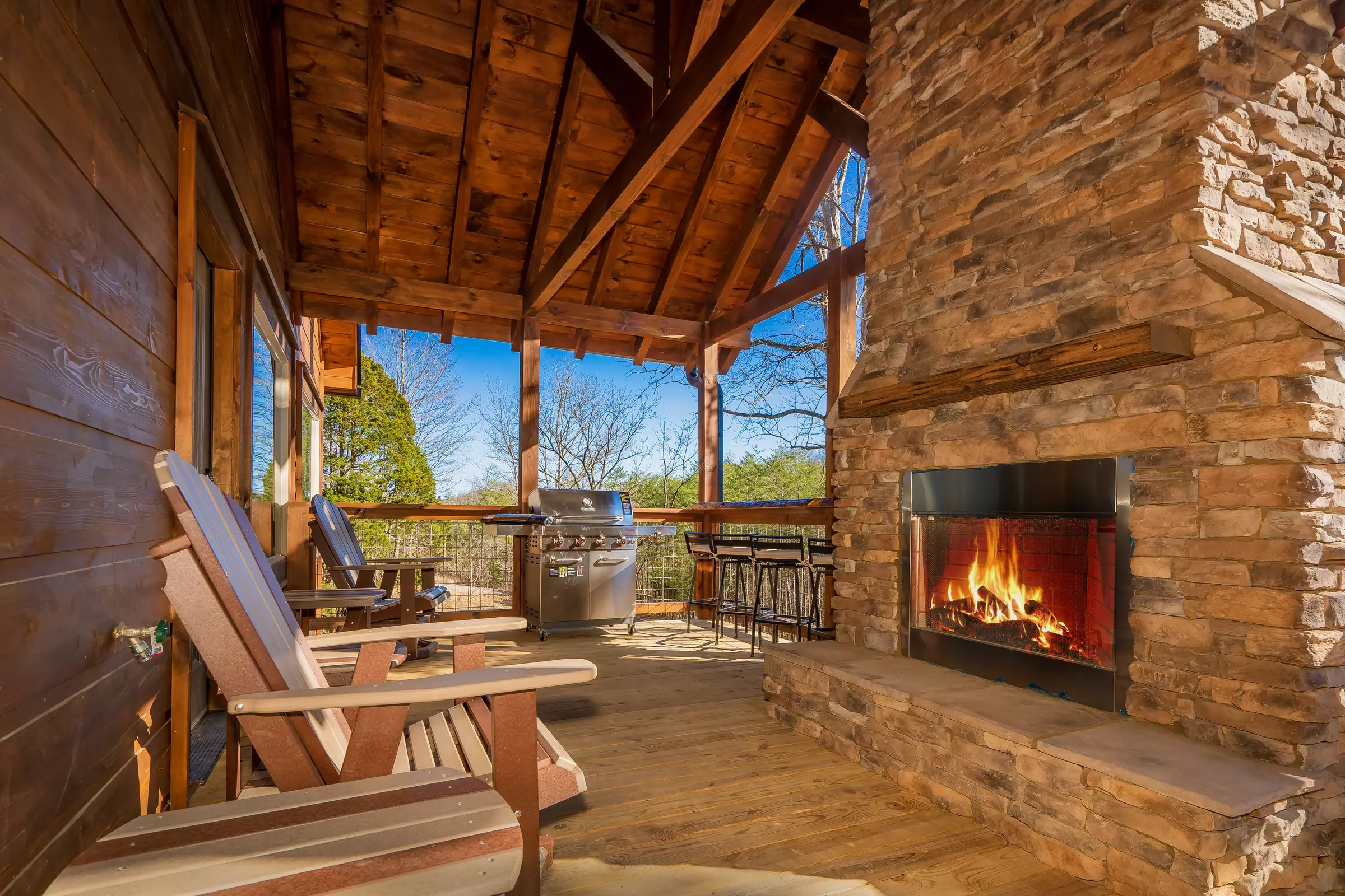 Architectural styles for design-savvy travelers: Log cabin to lighthouse  rentals - oregonlive.com, image size:2400x1600