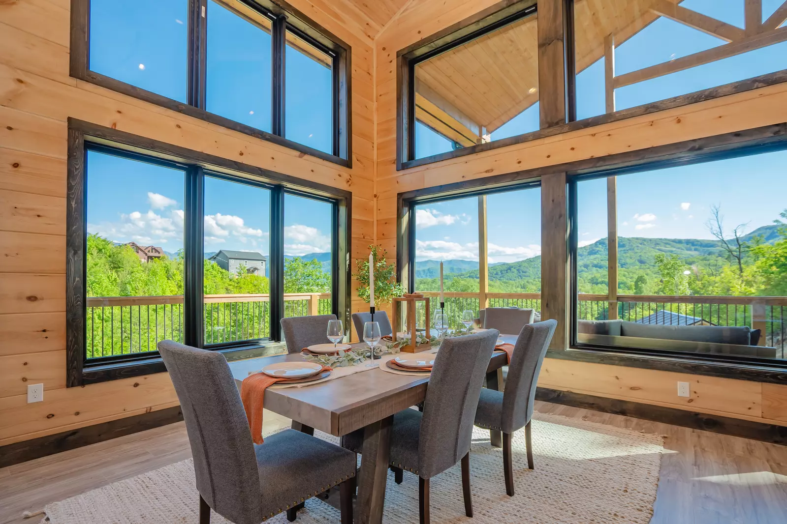 Apres Chalet