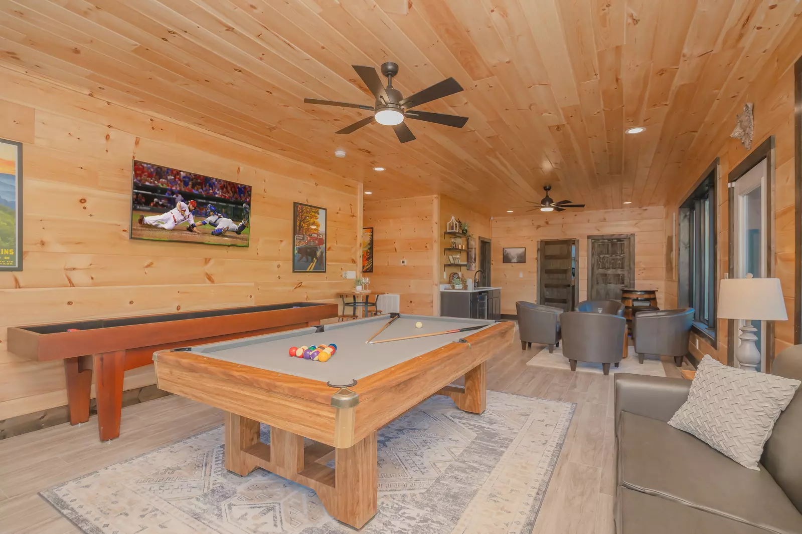 Apres Chalet