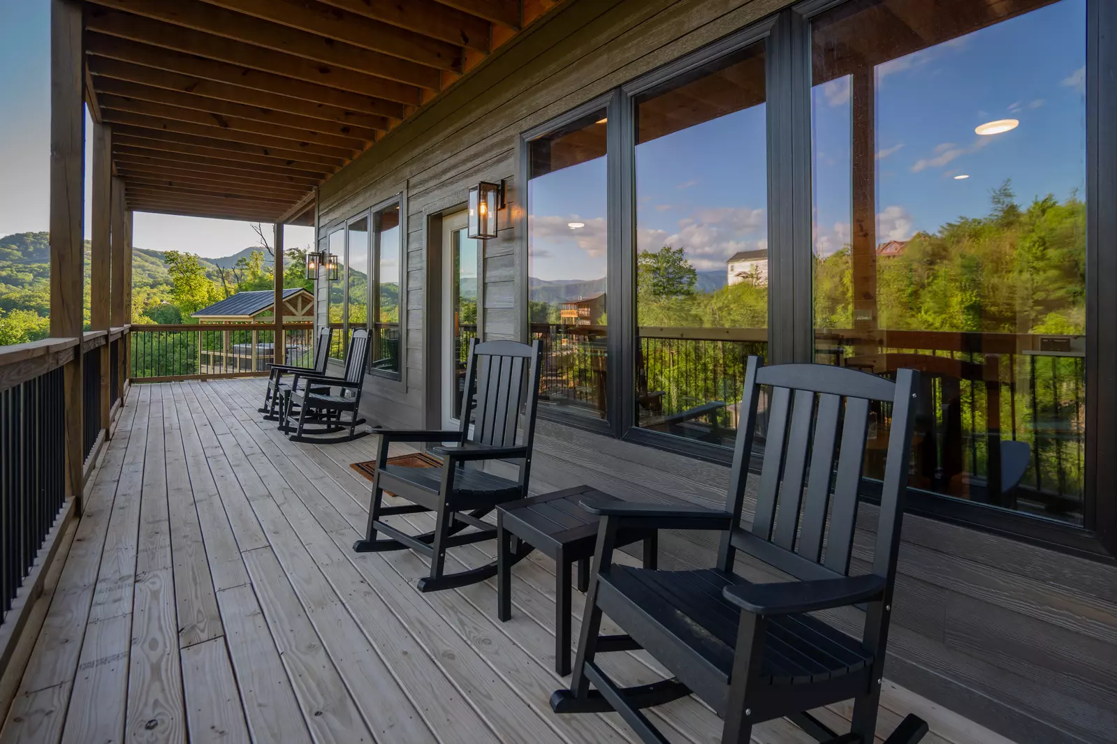 Apres Chalet