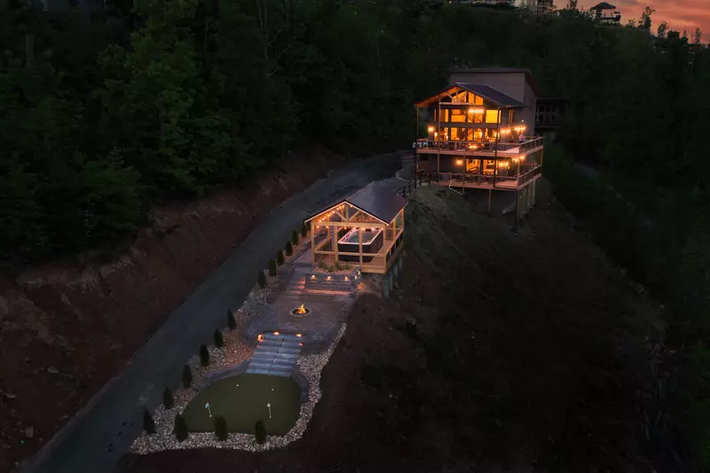 Apres Chalet