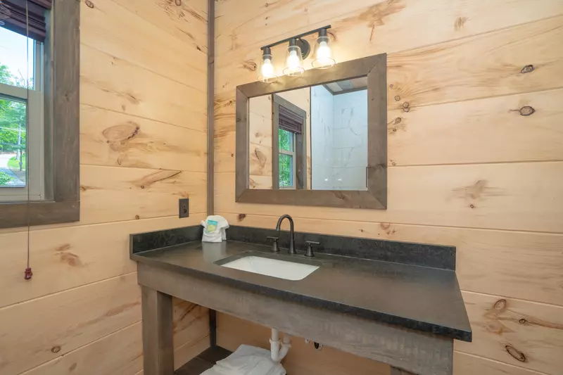 Bluff Ridge Retreat