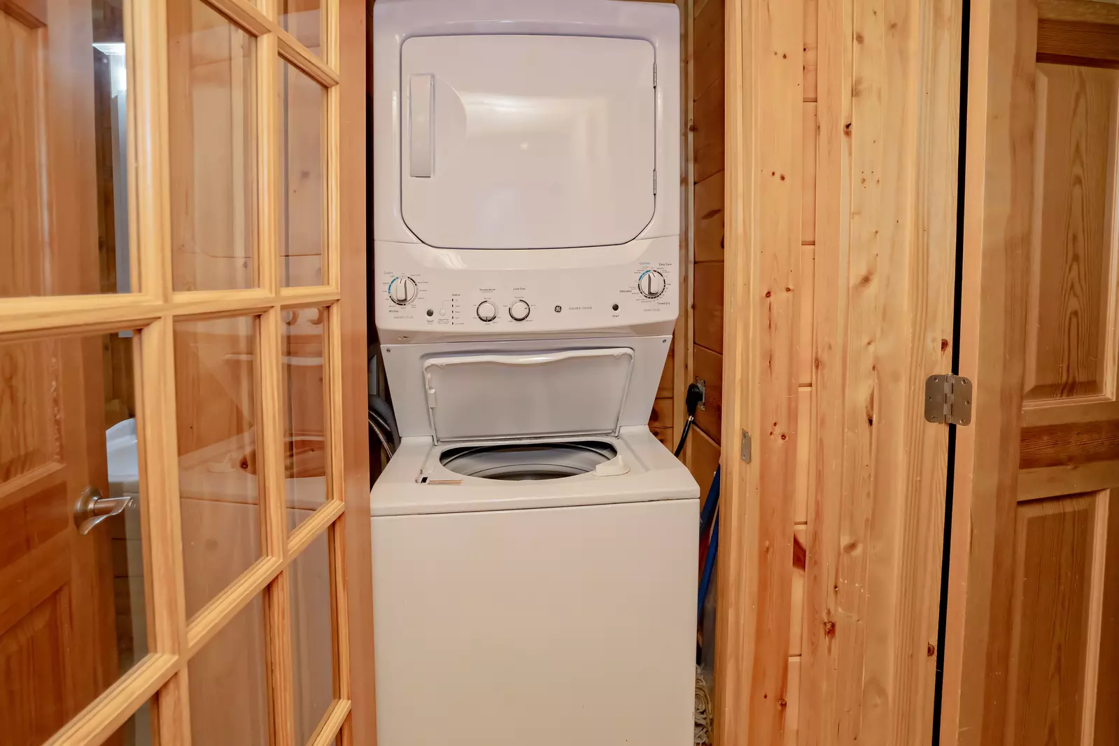 Keaton's Star Spangled Cabin