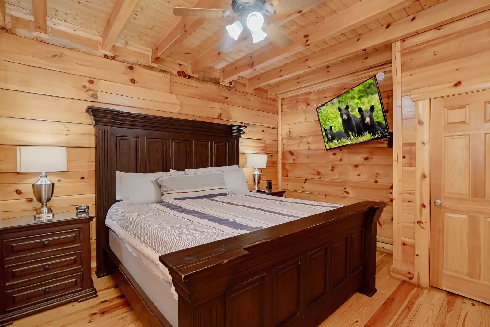 Keaton's Star Spangled Cabin