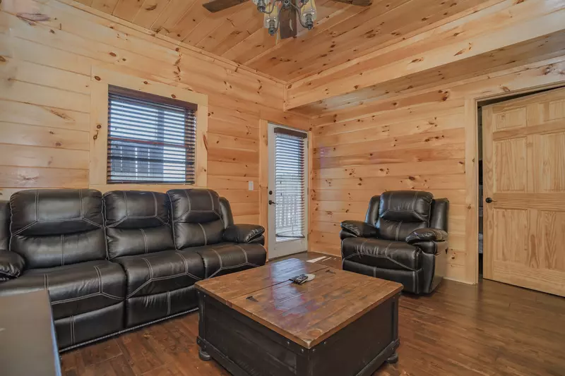 Keaton's Moose Manor