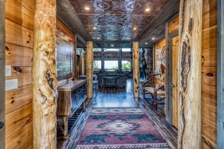 Mountain Cascades Lodge