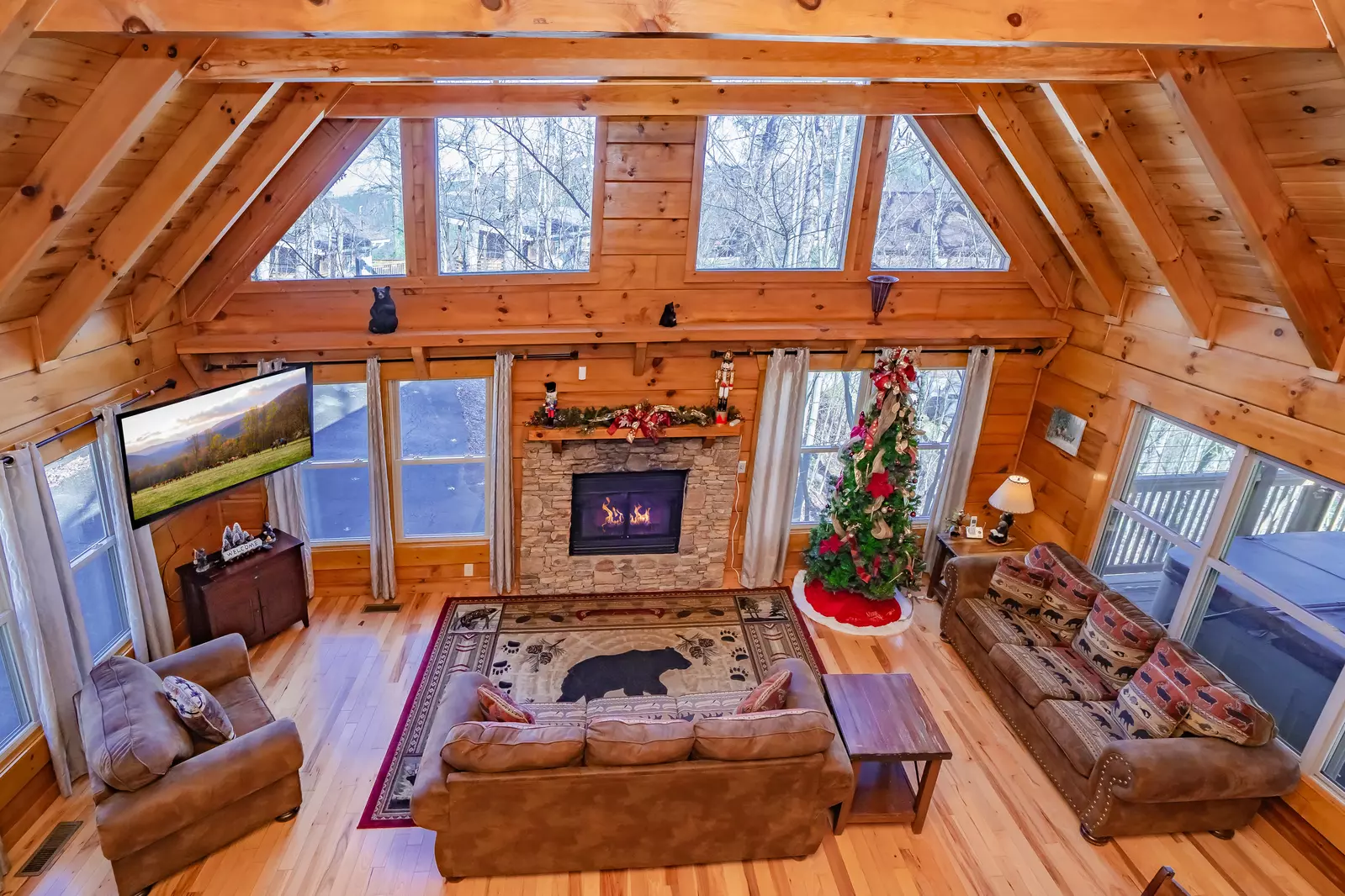 Cozy Bear Lodge