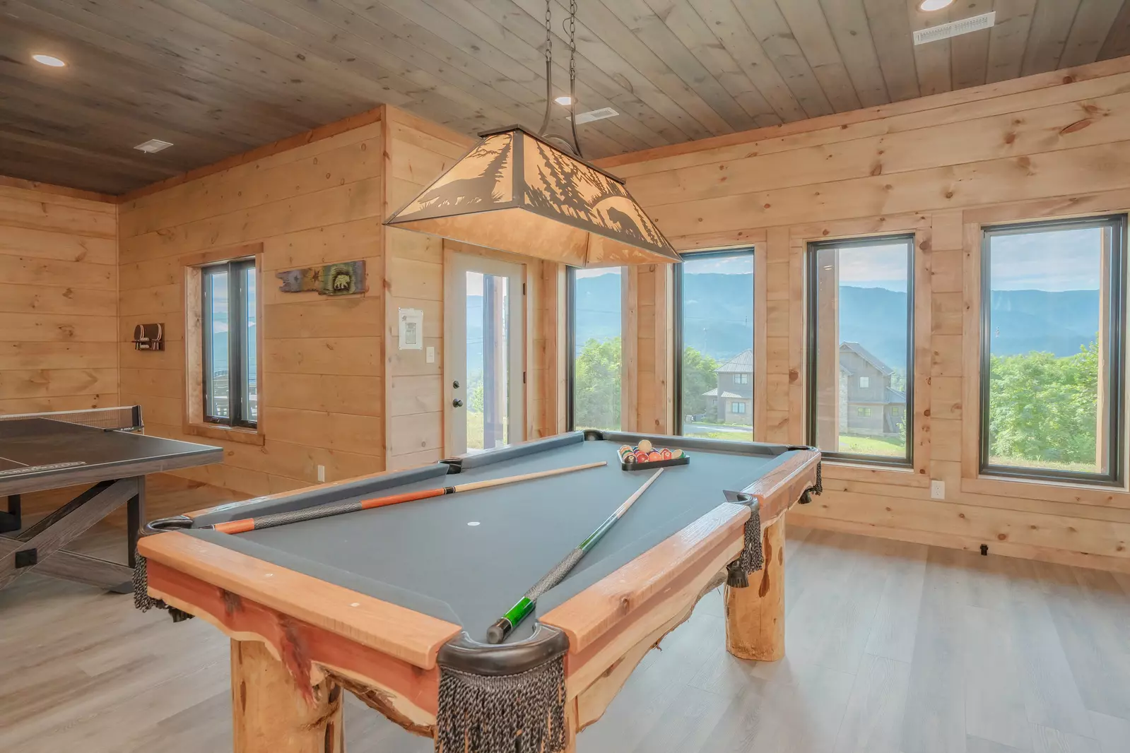 A Gatlinburg Mountain Top Splash