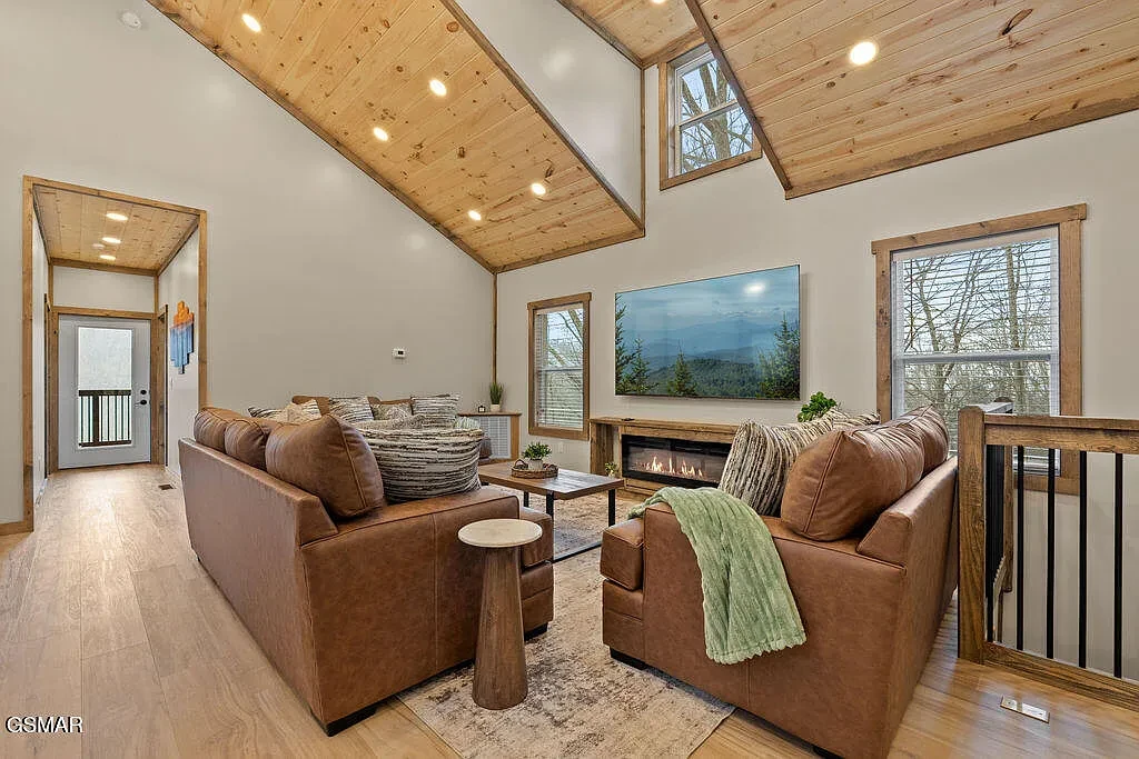 Legacy Lodge