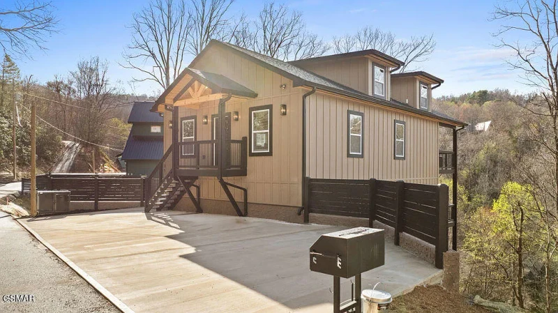 Legacy Lodge