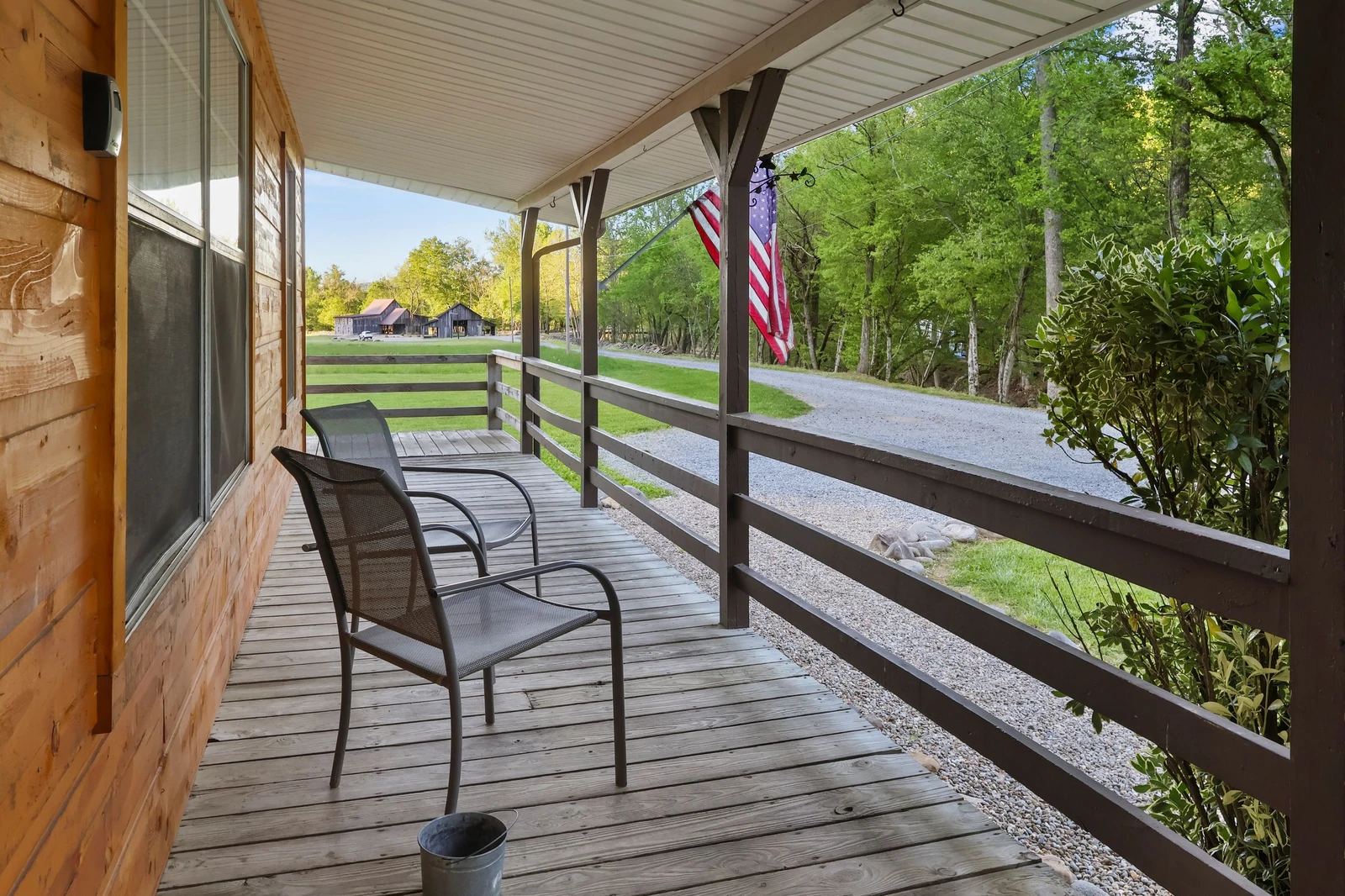 Quaint Cabin on Cosby Creek