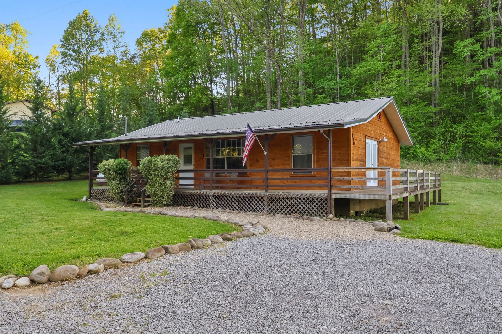 Quaint Cabin on Cosby Creek