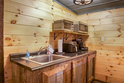 The Barn Loft at Foothills Farm