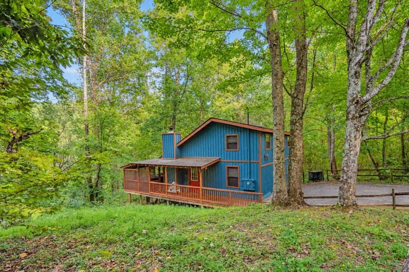Dogwood Hideaway