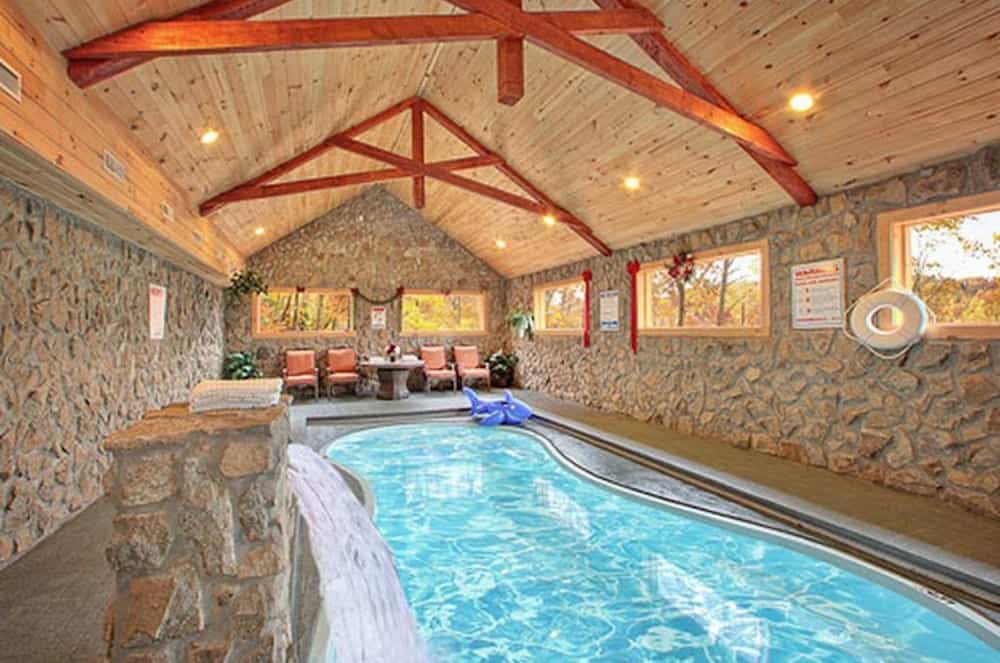 gatlinburg cabin indoor pool
