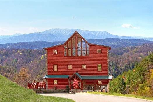 3 Unique Facts You Didn’t Know About Our Pigeon Forge and Gatlinburg Cabins For Large Groups