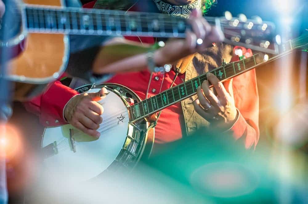 Your Complete Guide to Finding Gatlinburg Live Music