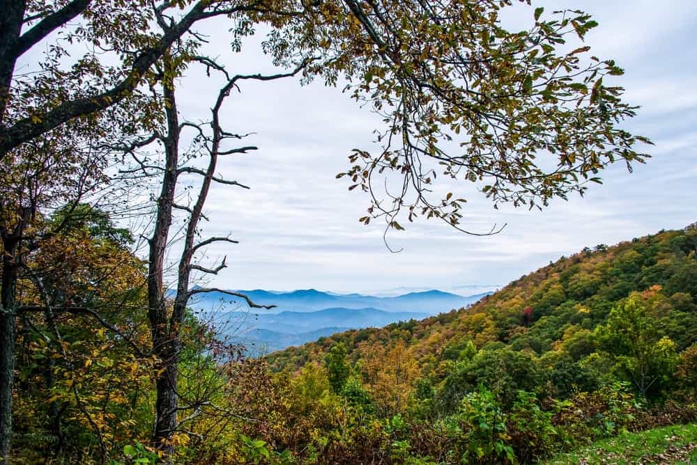 4 Benefits Of Staying In Gatlinburg Cabins With a Mountain View