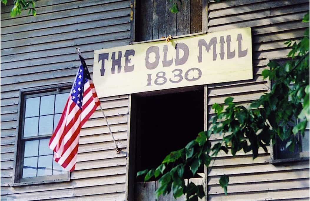 Close up of Old Mill in Pigeon Forge est date