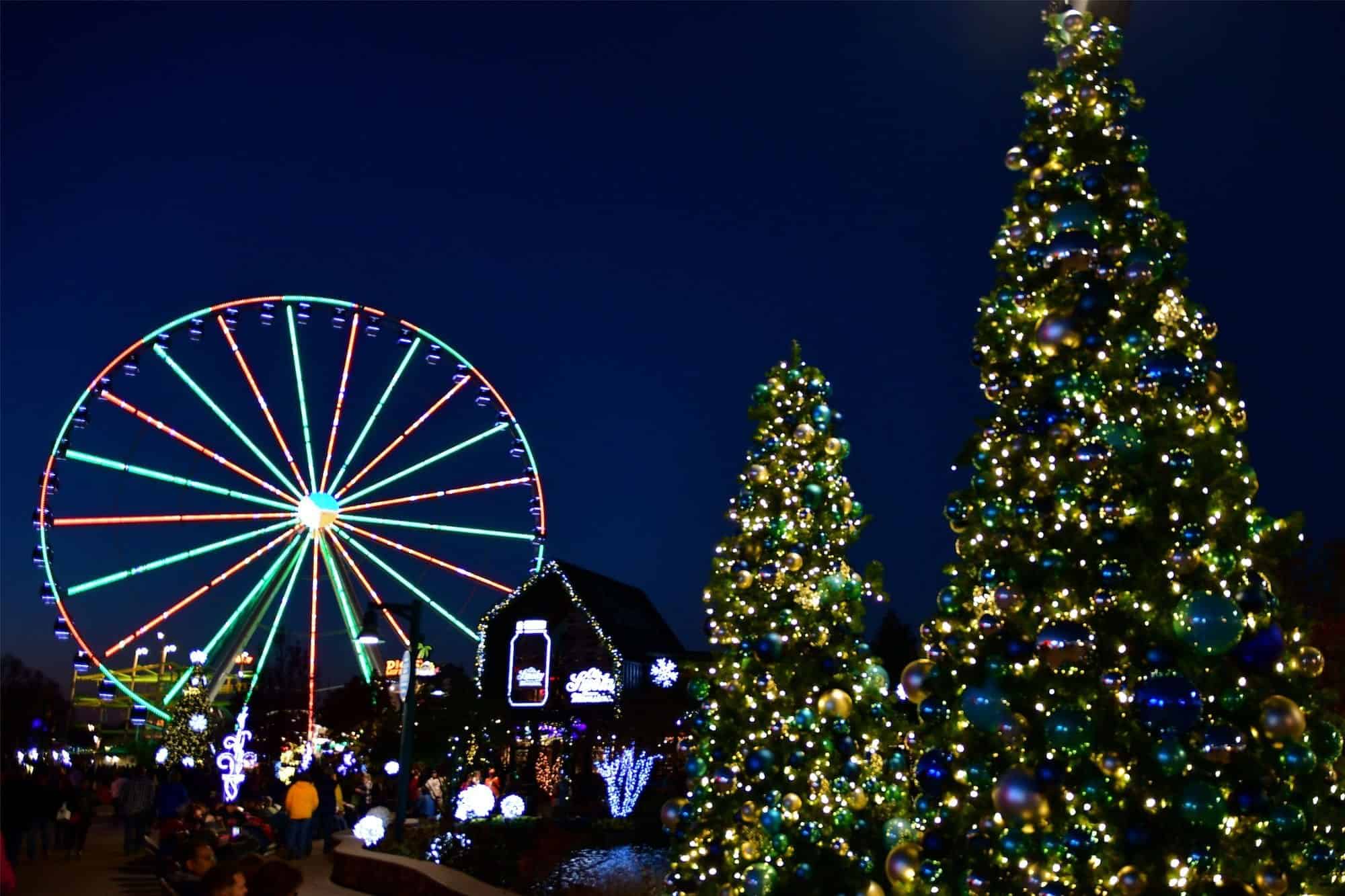 Top 3 Reasons to Visit The Island in Pigeon Forge During the Holiday Season