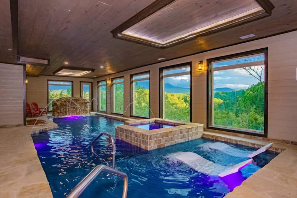 4 Reasons to Spend Your Thanksgiving Holiday at Our Pigeon Forge Cabins with Private Pools