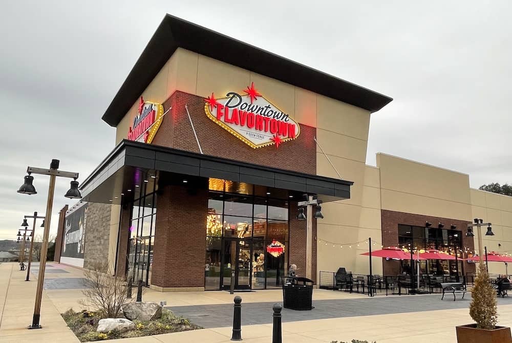 guy fieri's downtown flavortown in pigeon forge