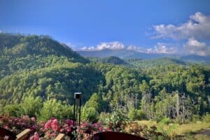 view of the mountains at anakeesta in gatlinburg
