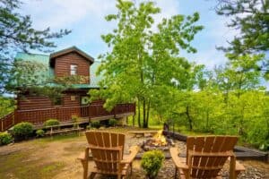 enchanted hideaway cabin in pigeon forge